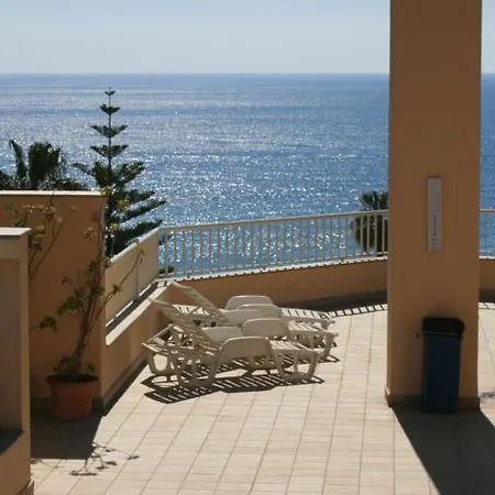 Andalucia Edificio Cantares Nerja